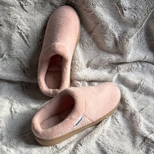 Isotoner Blush Pink Women's Slippers